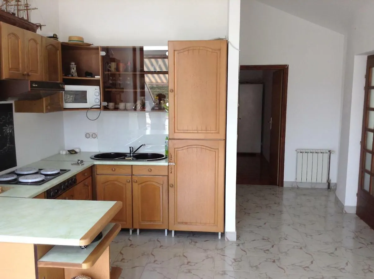 Apartments Pupa Ugljan
